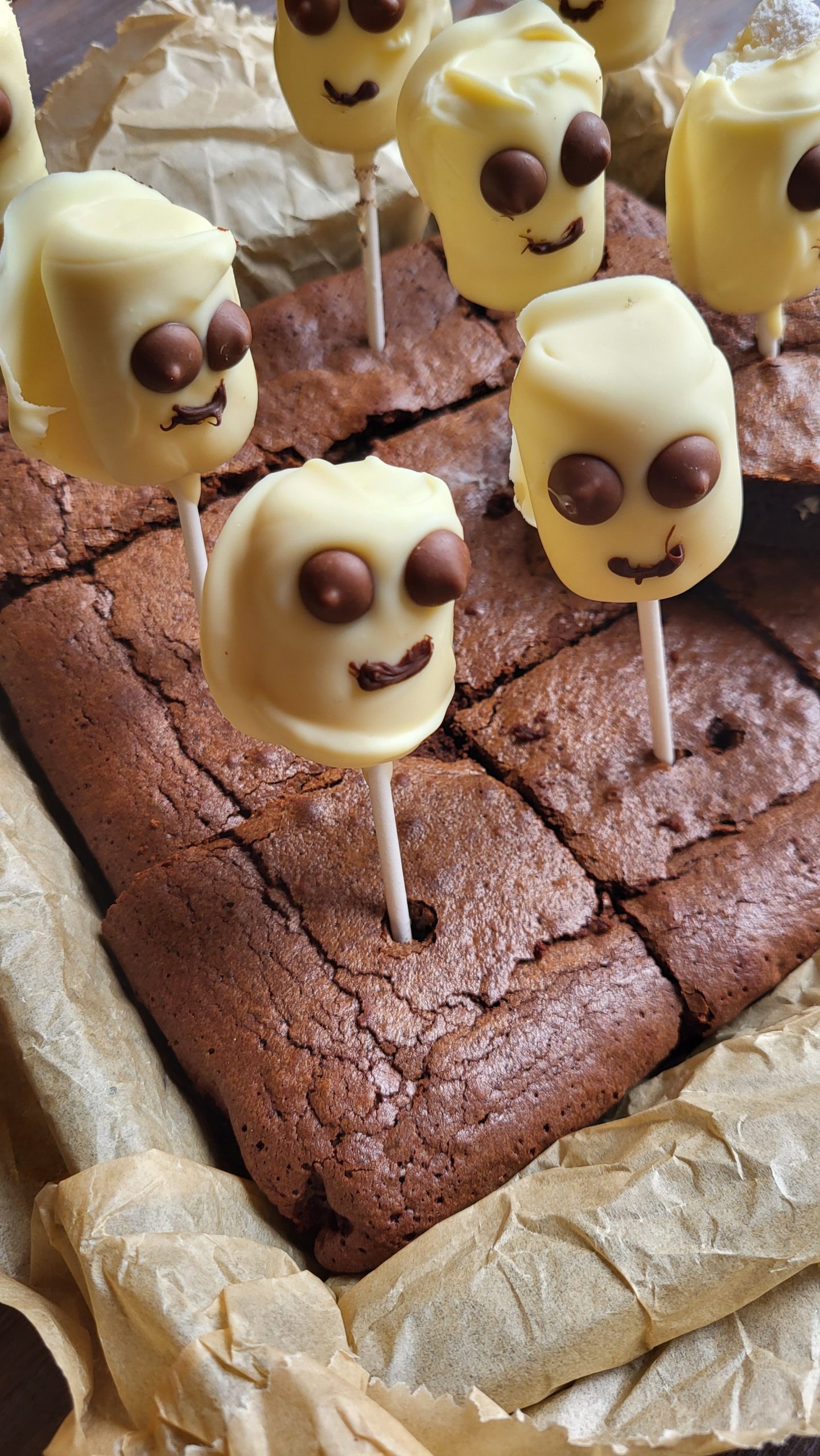 Halloween Brownie Ghost Pops