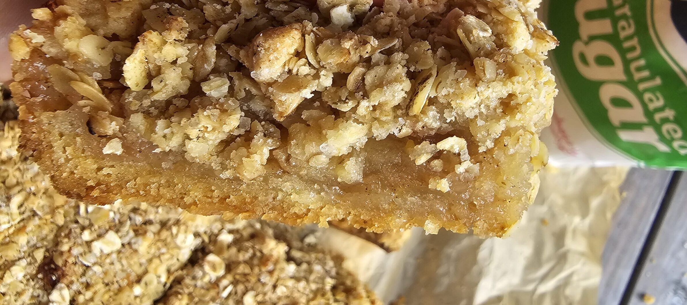 Apple & Rhubarb Crumble Bars